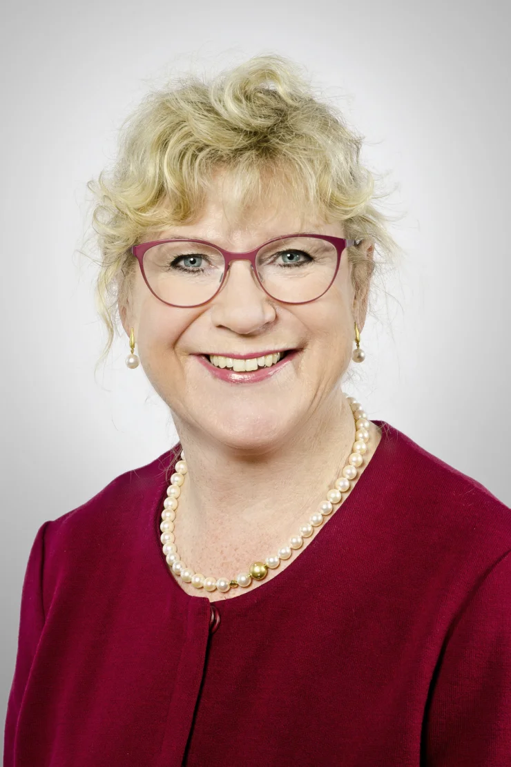 Frau Fuhlbrück bietet Fortbildungen zur Neurofunktionstherapie in Köln an Frau Fuhlbrück bietet Fortbildungen zur Neurofunktionstherapie in Köln an